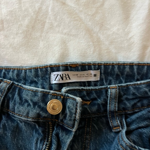 Zara Jeans - Picture 2 of 3